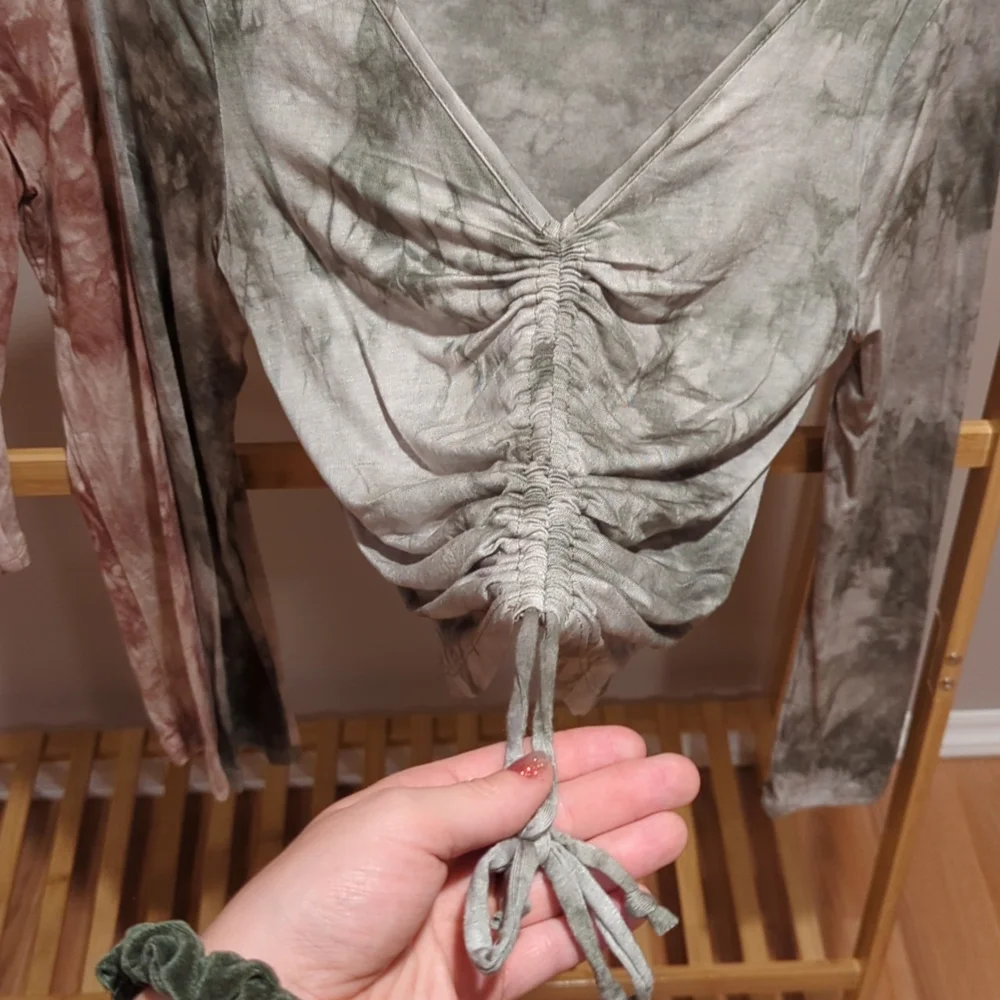 Soft runch front long sleeves - Picture 3 of 3